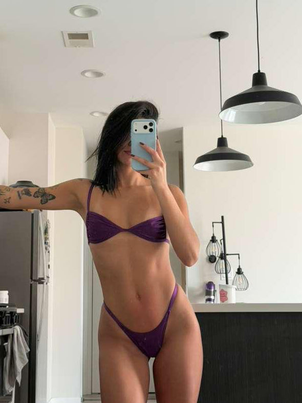 Bikini Violeta Carioca