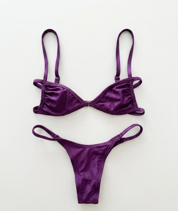 Bikini Violeta Carioca